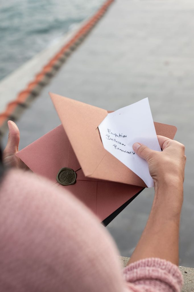 Laura Del Piccolo scrive la newsletter brand & styling Salvadie